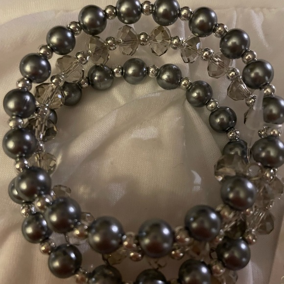 Coil Crystal/Beaded/Faux Pearl Bracelet (silver/ Smokey gray colored) - Picture 2 of 4